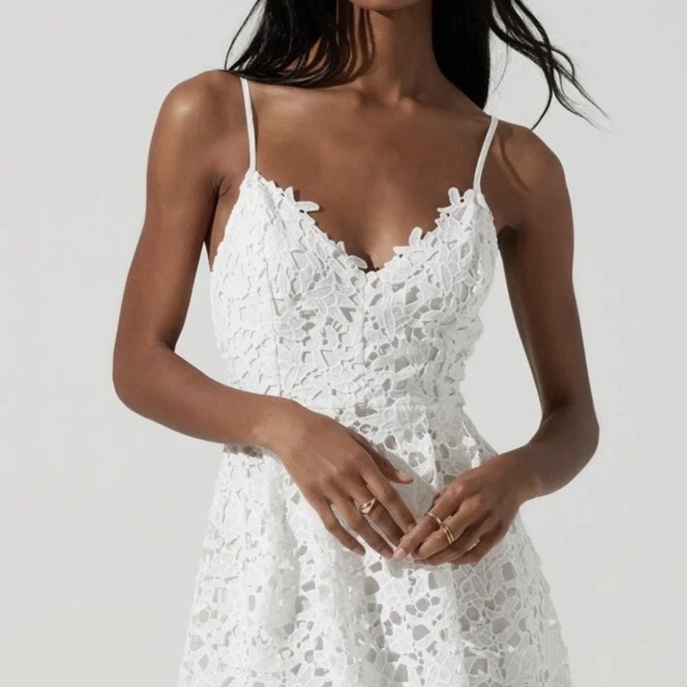 Astr The Label White Sleeveless Spaghetti Strap Sundress S